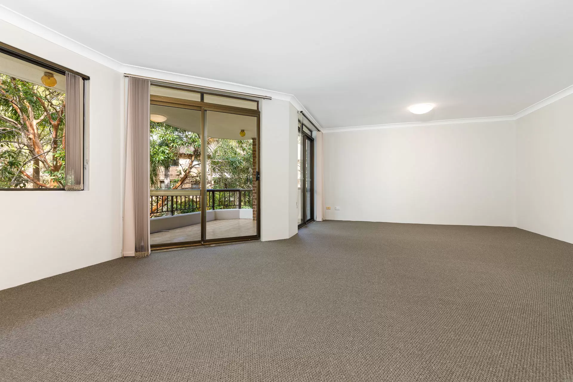 16/31-35 Carlingford Road, Epping Leased by Aurora Property - image 3