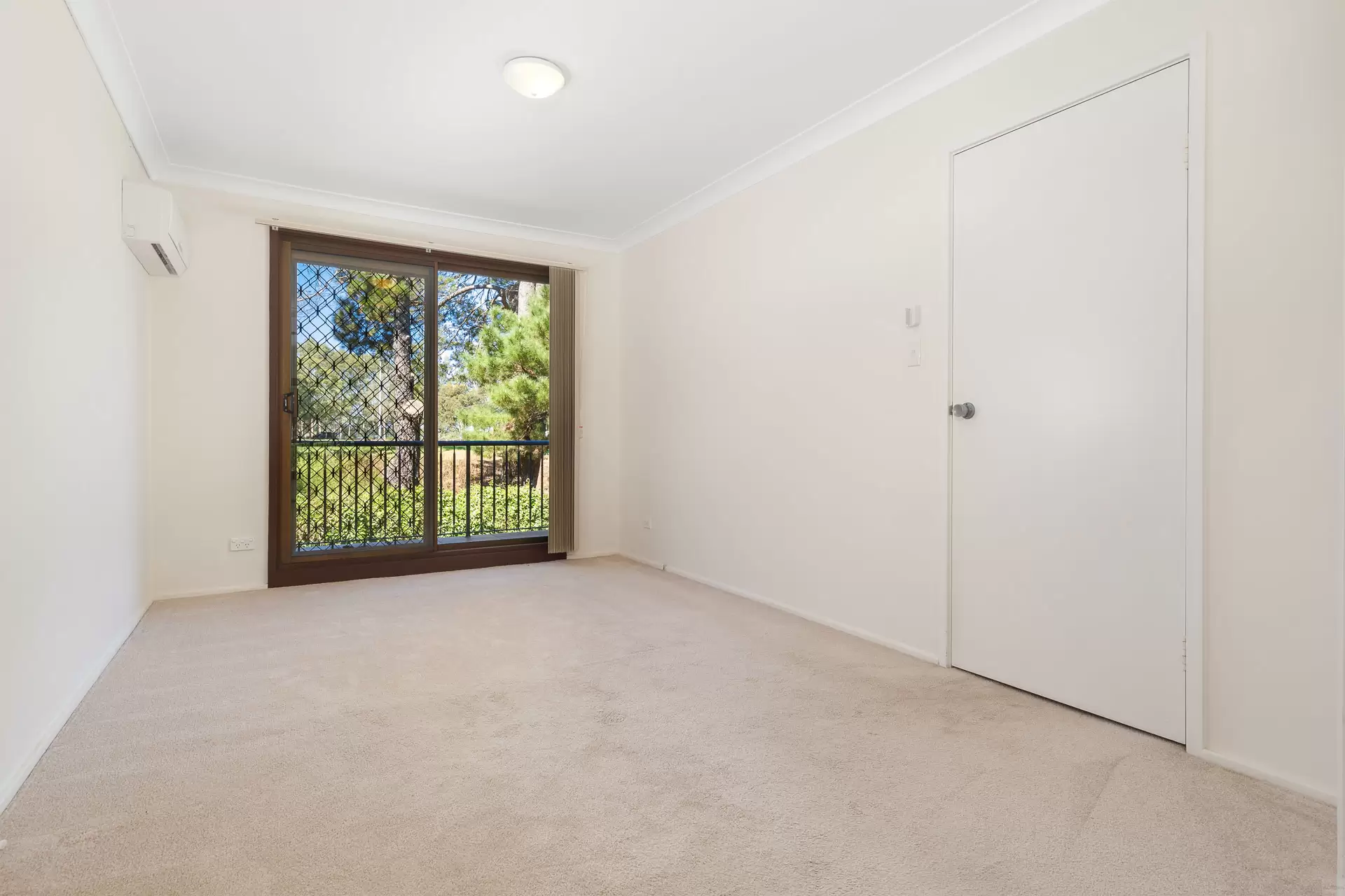 24/13 Busaco Road, Marsfield Sold by Aurora Property - image 4