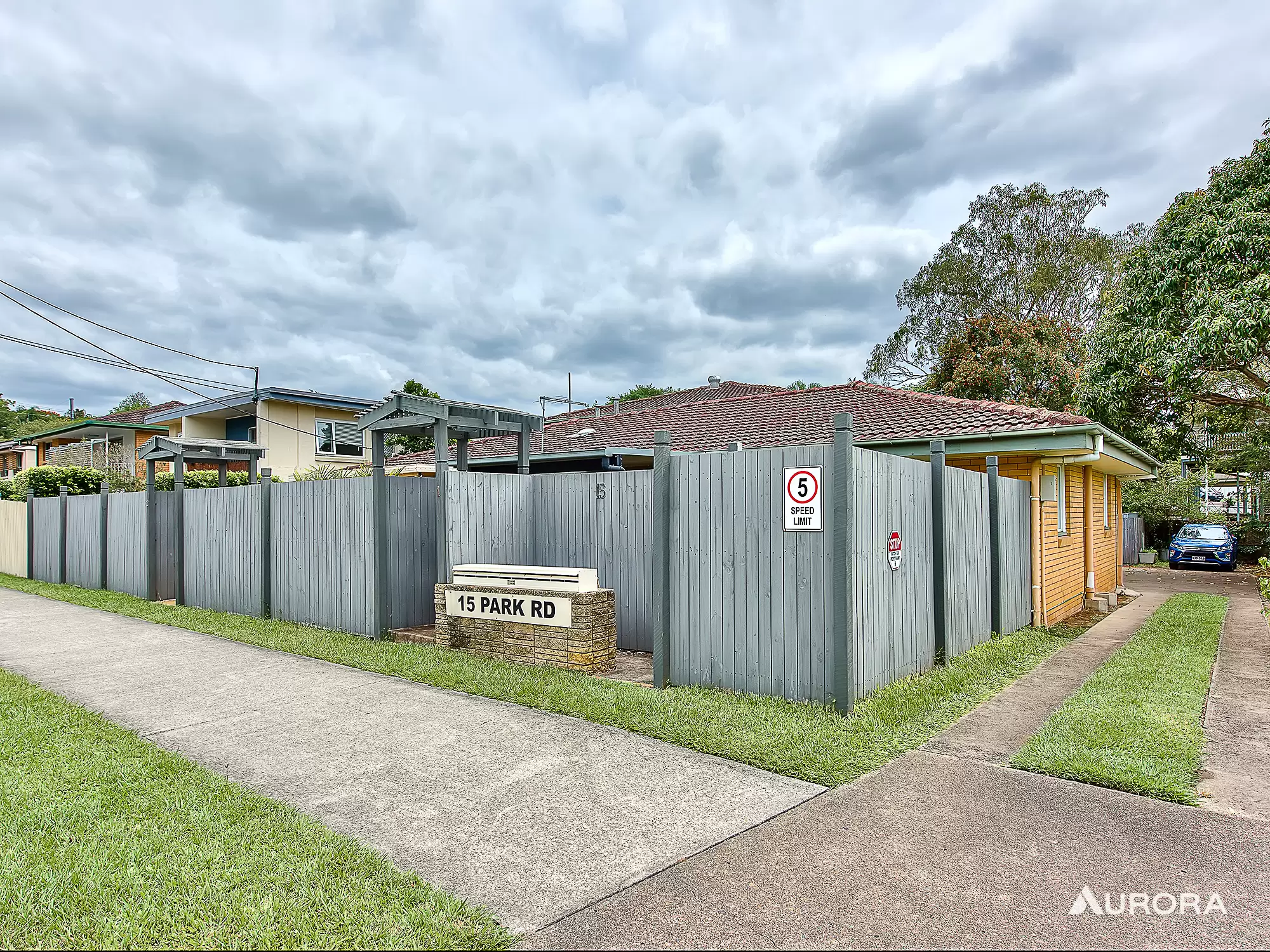 2/15 Park Road, Yeronga For Sale by Aurora Property - image 8