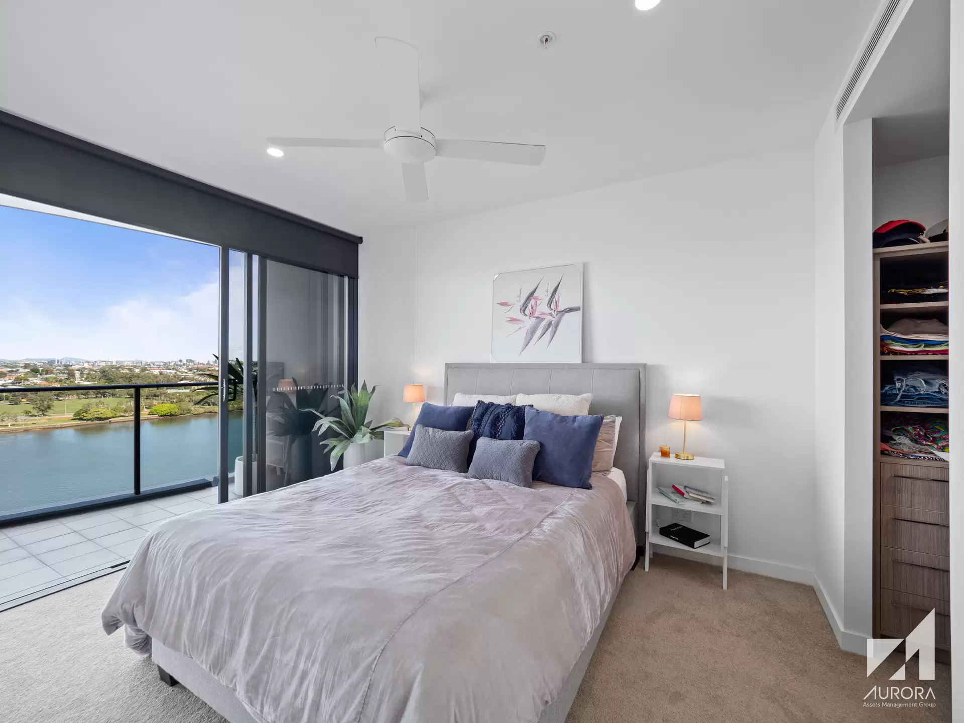 20908/11 Wharf Street, Hamilton Sold by Aurora Property - image 1