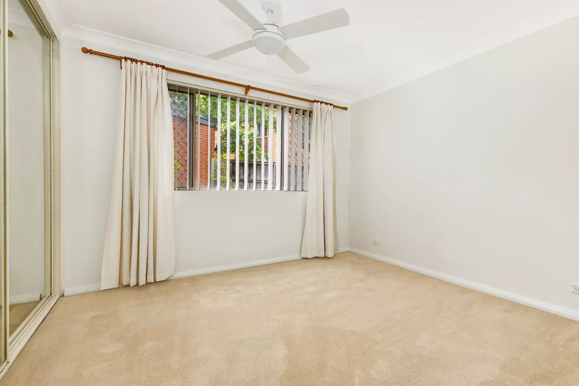 4/20 Essex Street, Epping For Lease by Aurora Property - image 5