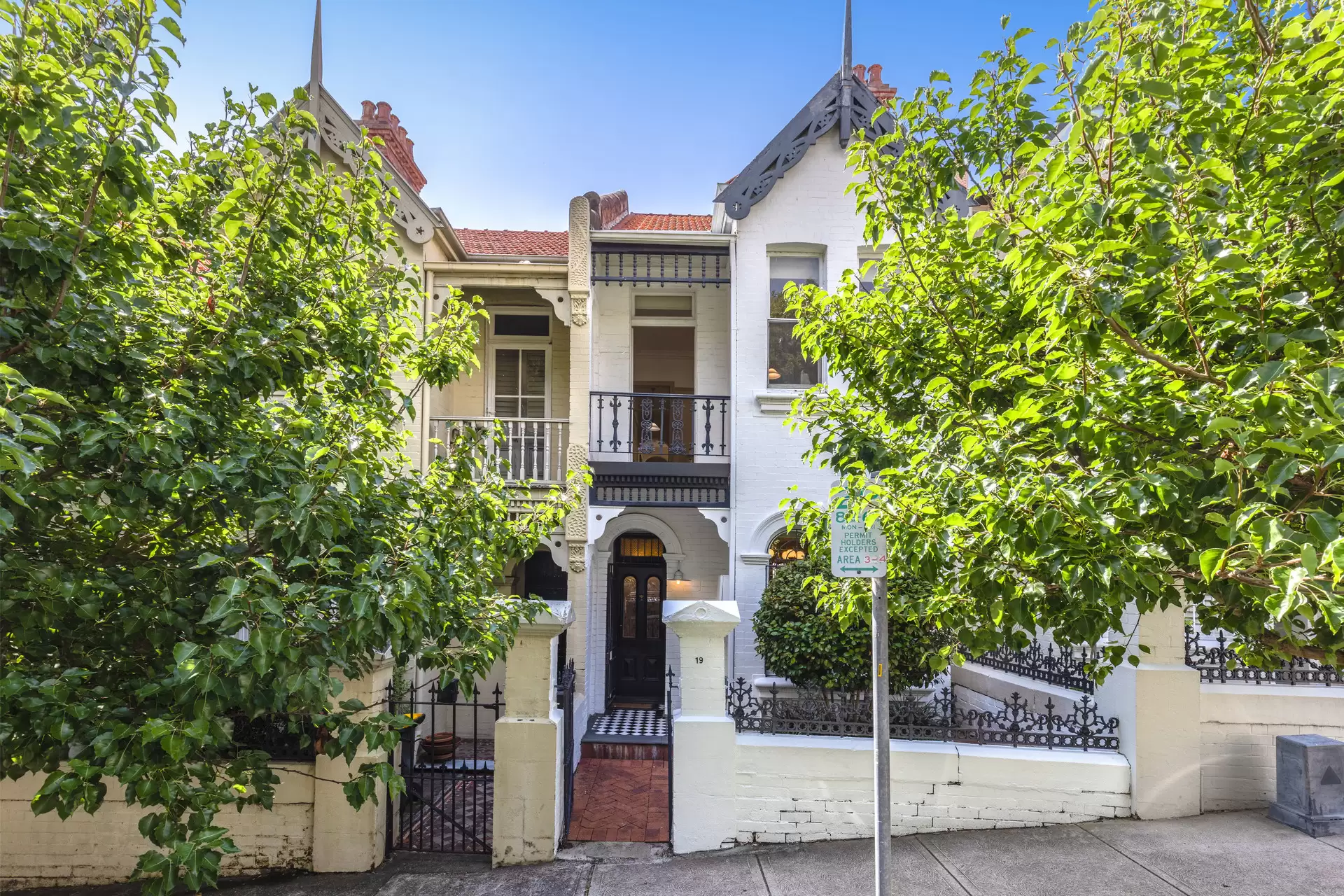 19 Peel Street, Kirribilli Auction by Aurora Property - image 2