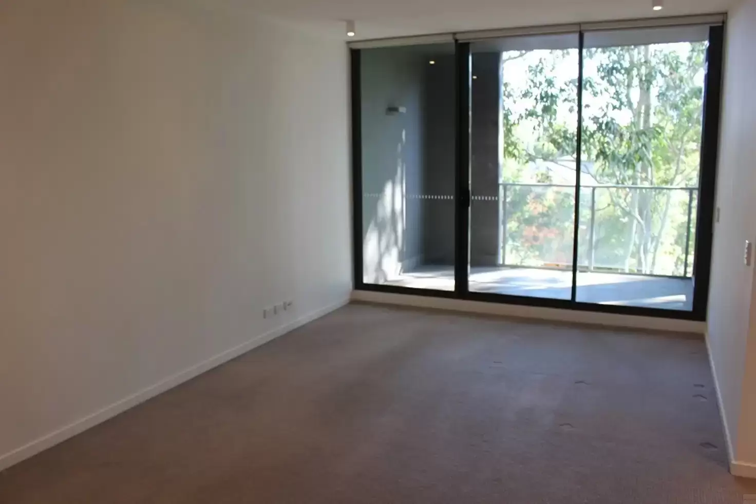 A212/2 Saunders Close, Macquarie Park For Lease by Aurora Property - image 2