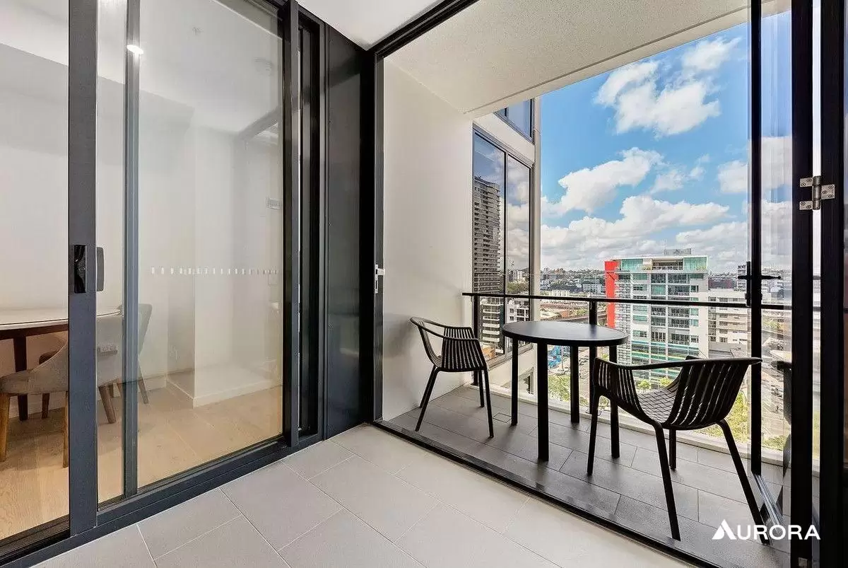 10805/22 Merivale Street, South Brisbane Sold by Aurora Property - image 4