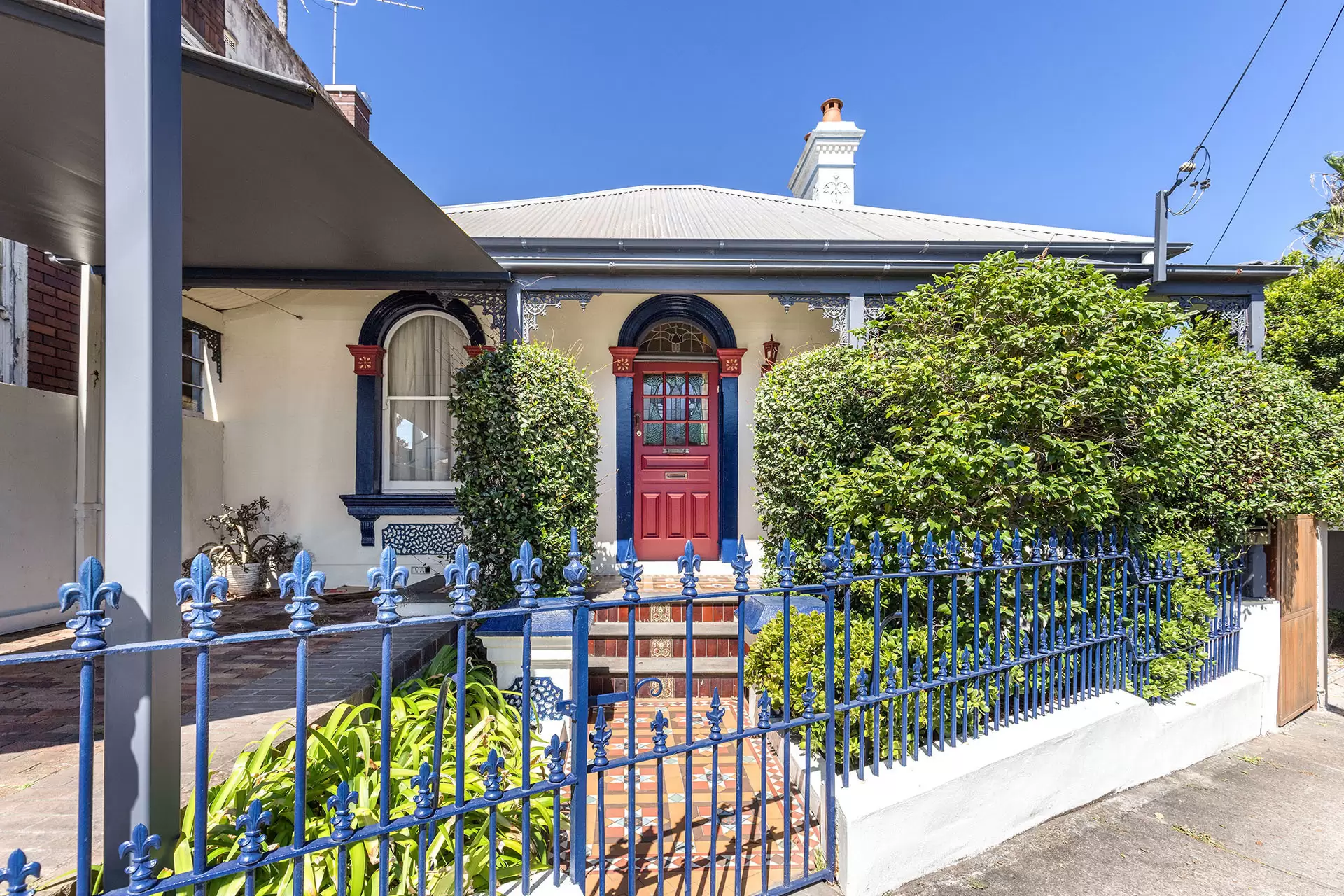 77 Ben Boyd Road, Neutral Bay Sold by Aurora Property - image 2