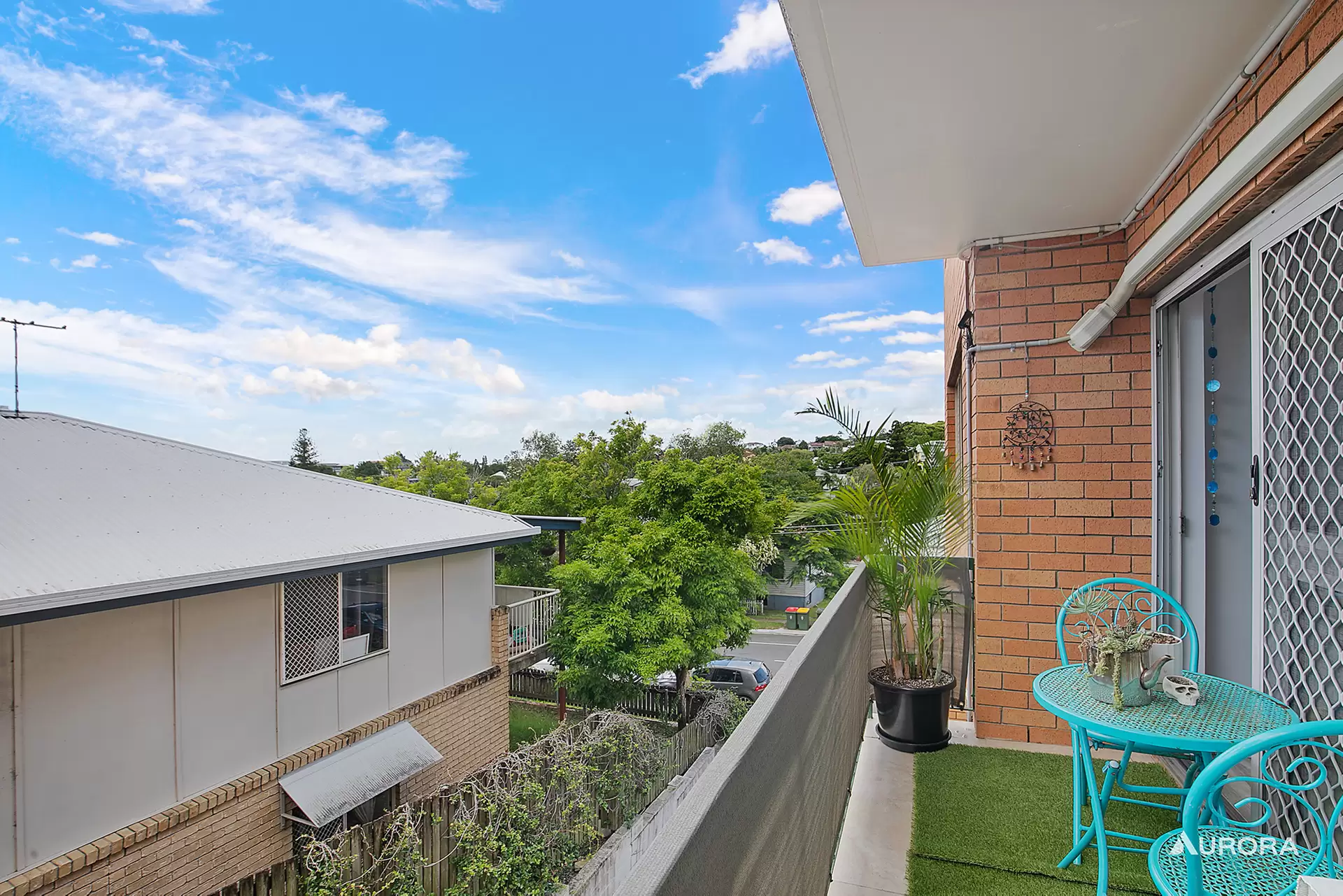 1/56 Pembroke Road, Coorparoo For Sale by Aurora Property - image 1