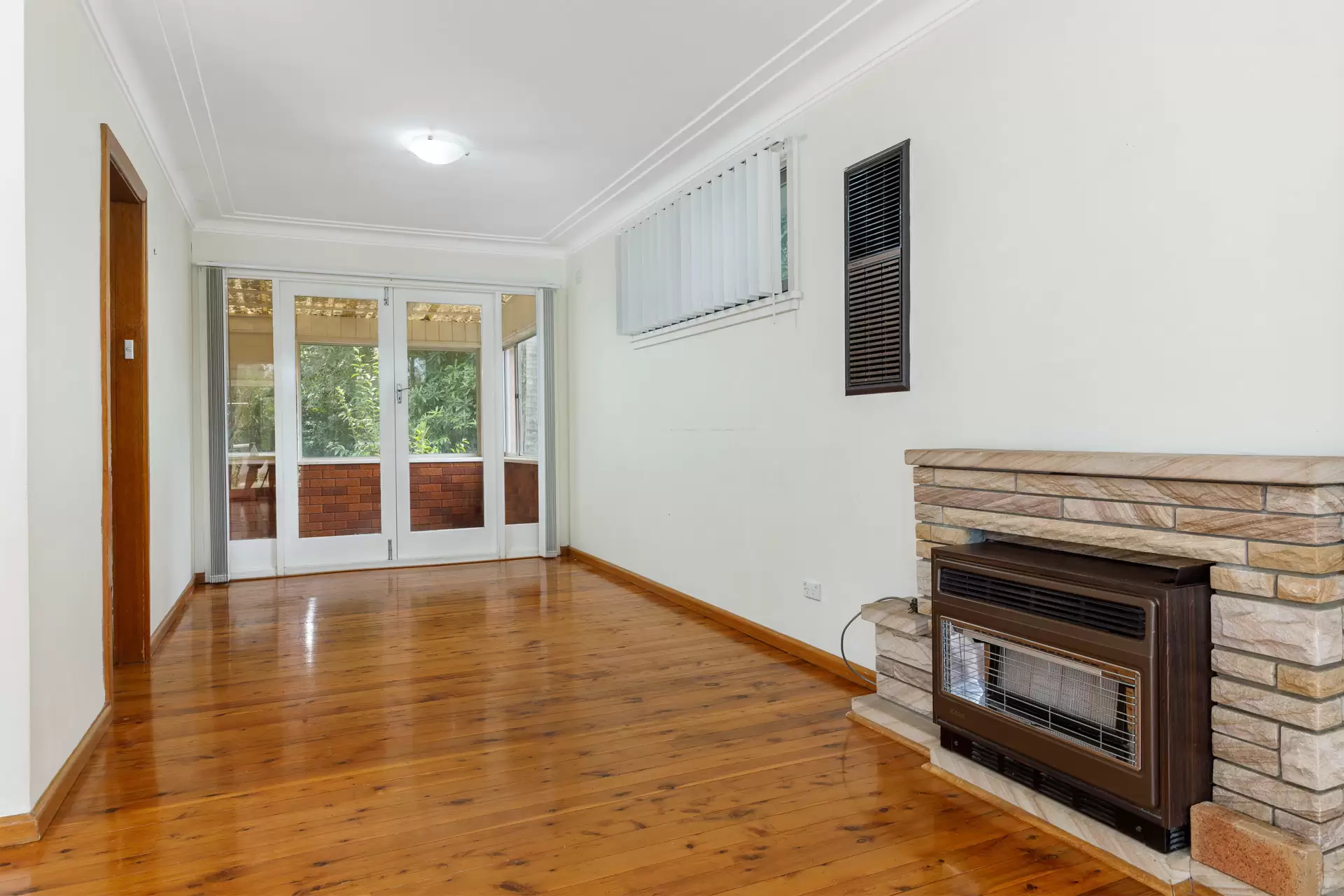 6 Grant Close, Epping For Lease by Aurora Property - image 5