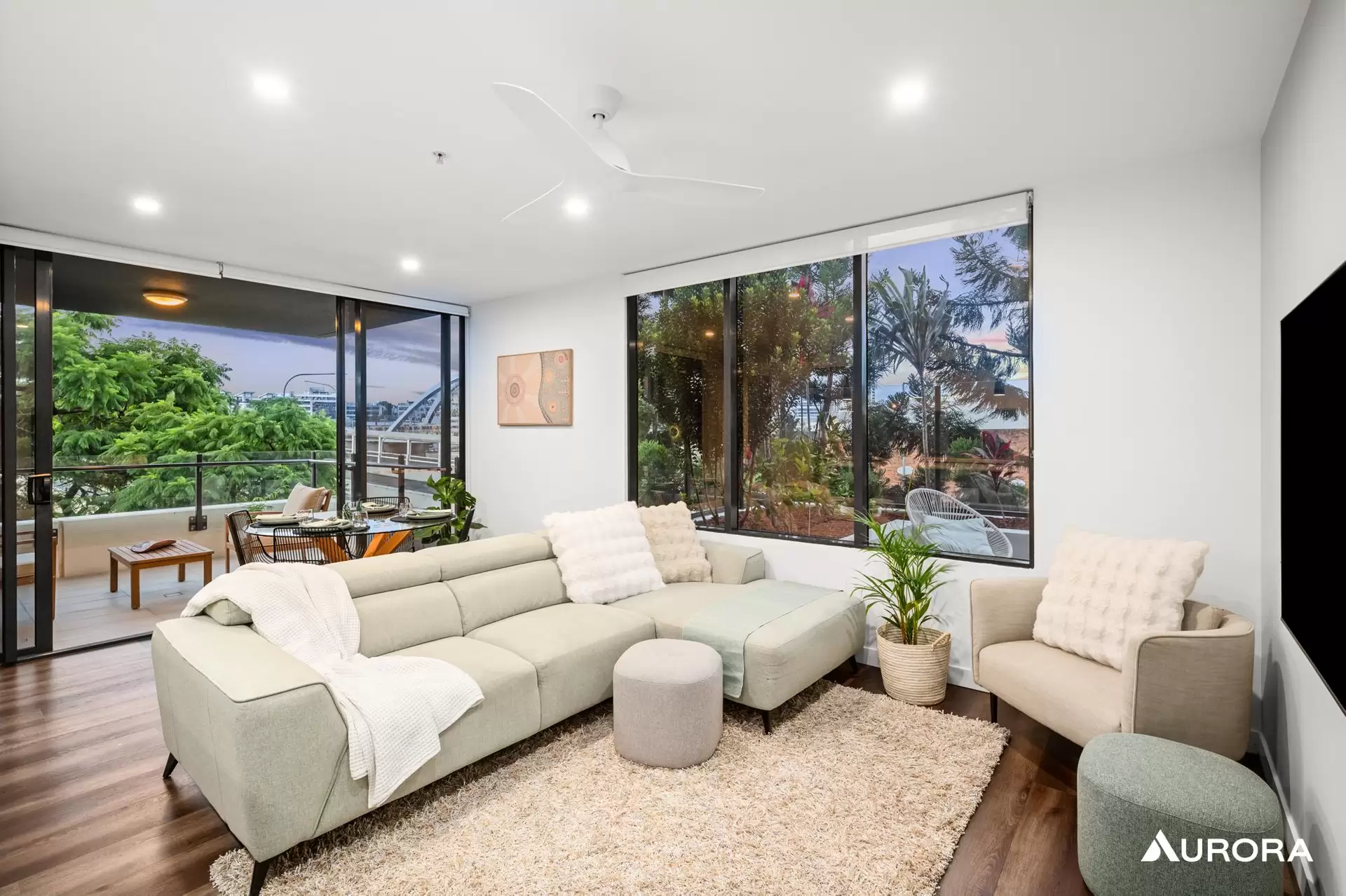 201/25 Bouquet Street, South Brisbane Auction by Aurora Property - image 1