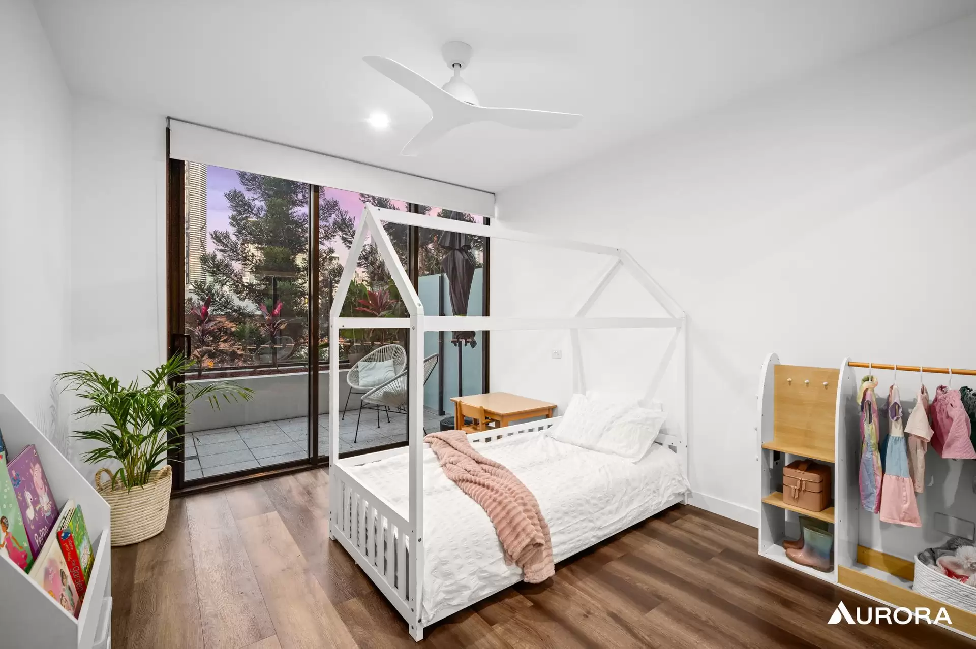 201/25 Bouquet Street, South Brisbane Auction by Aurora Property - image 1