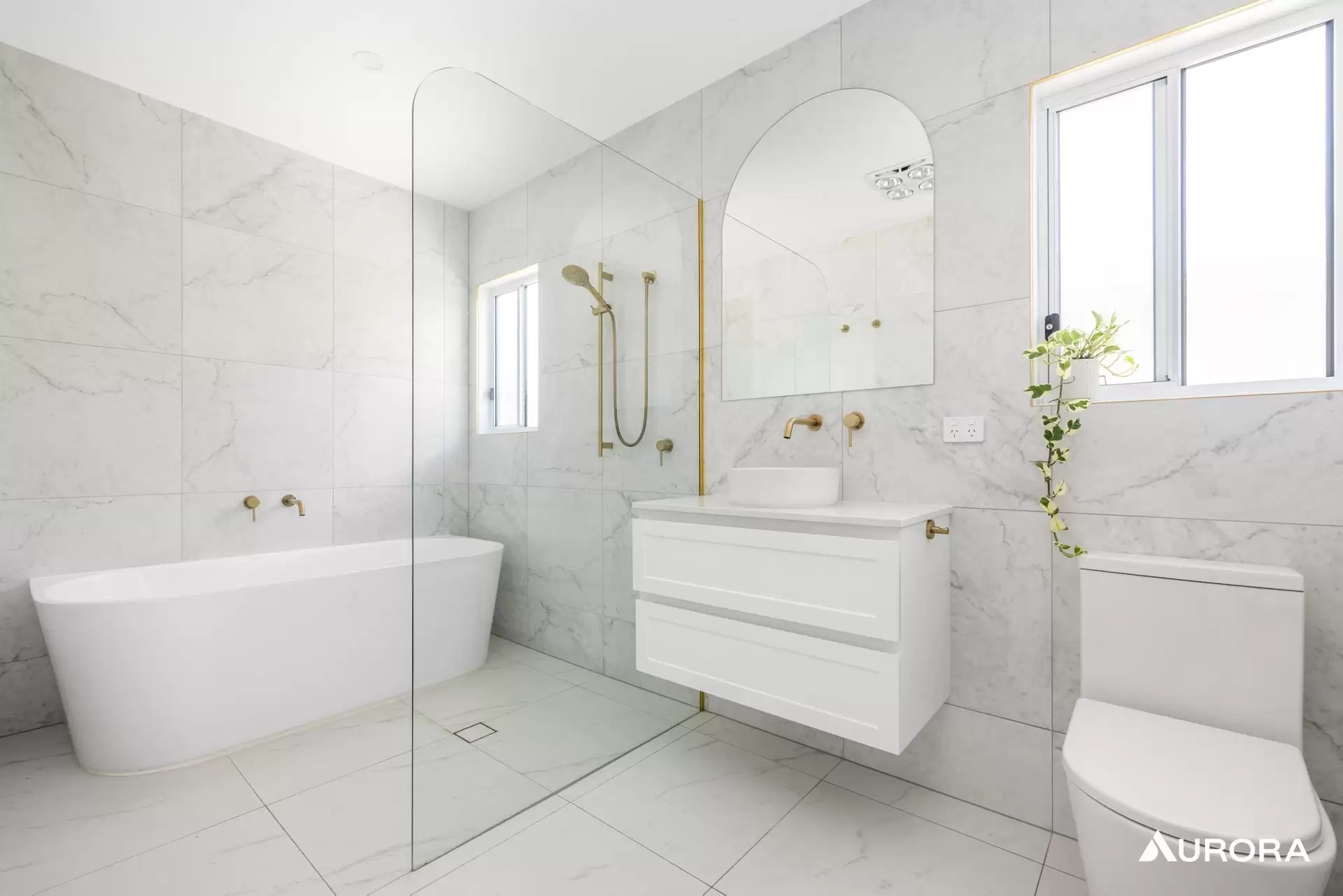 67 Tranters Avenue, Camp Hill For Sale by Aurora Property - image 1