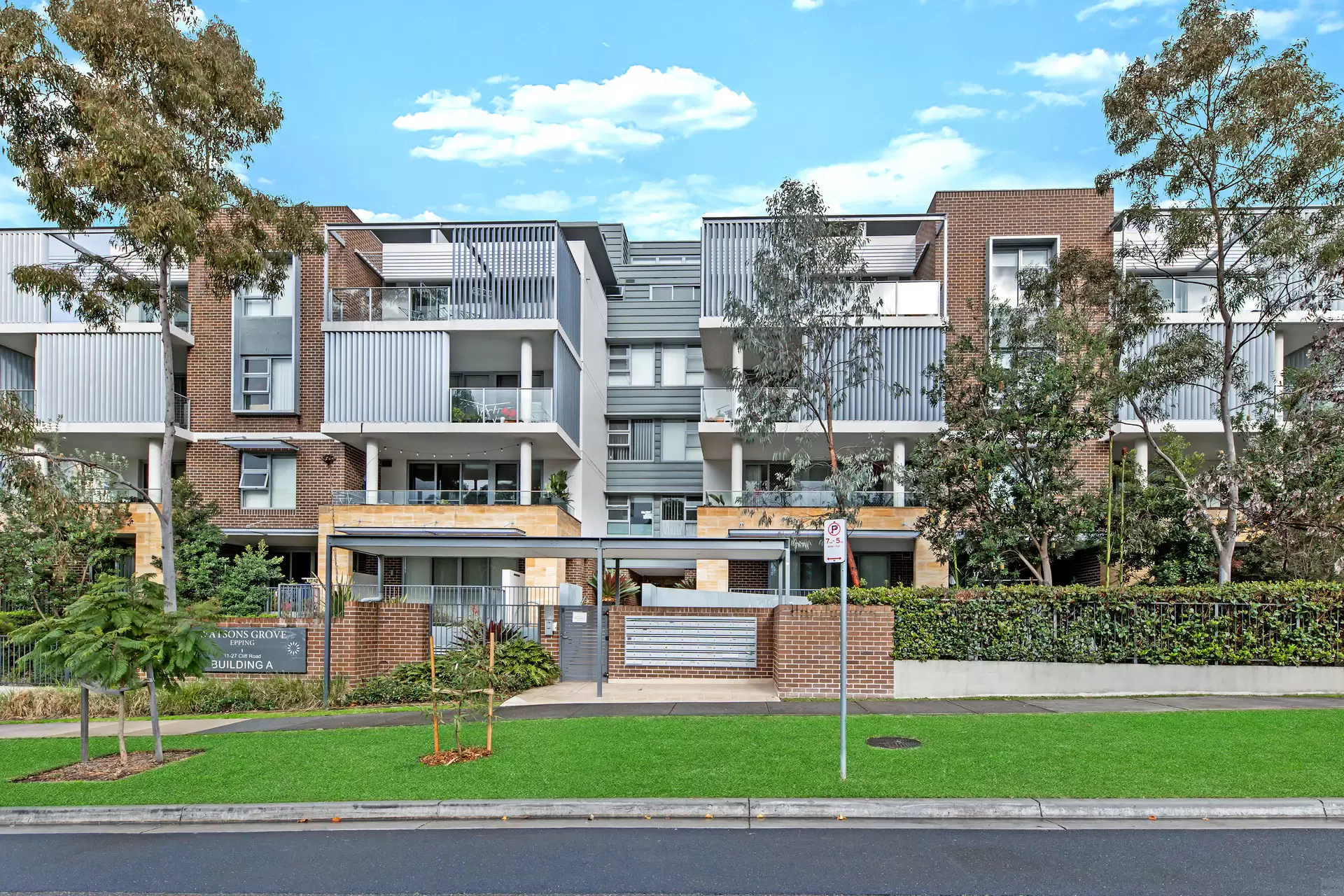 A202/11-27 Cliff Road, Epping Auction by Aurora Property - image 2