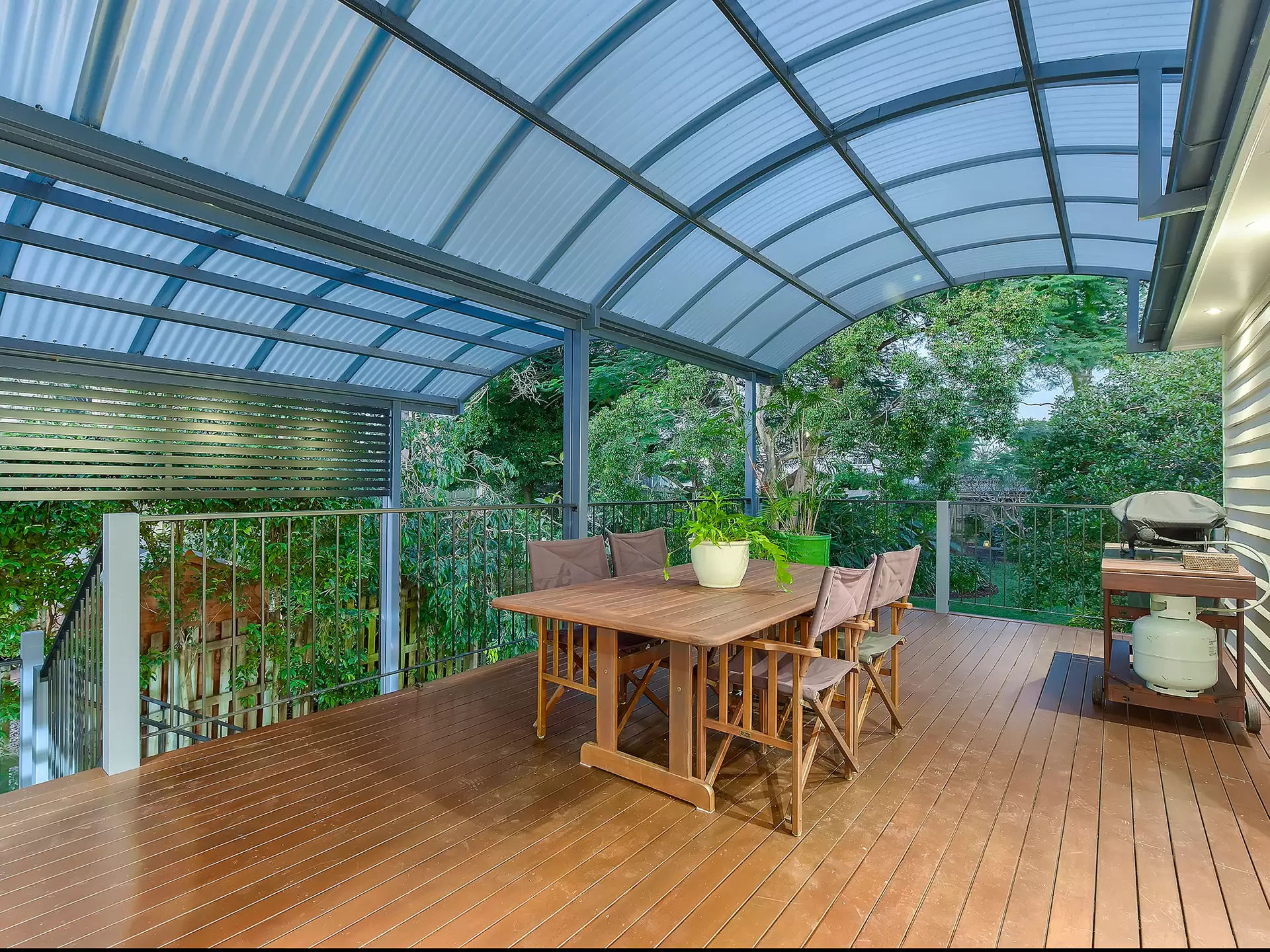 17 Robe Street, Newmarket Auction by Aurora Property - image 1