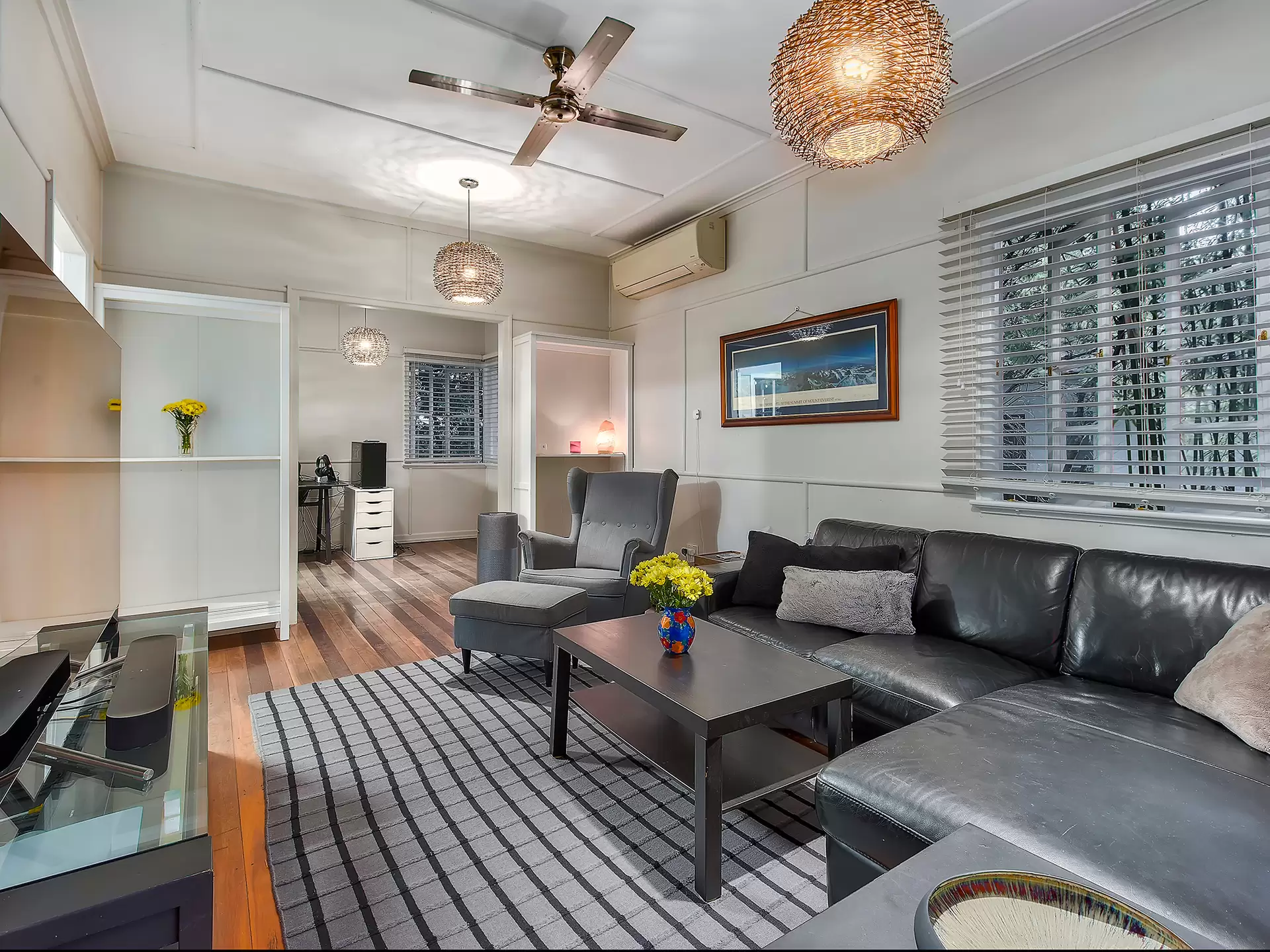 15 Bayford Street, Oxley Auction by Aurora Property - image 1