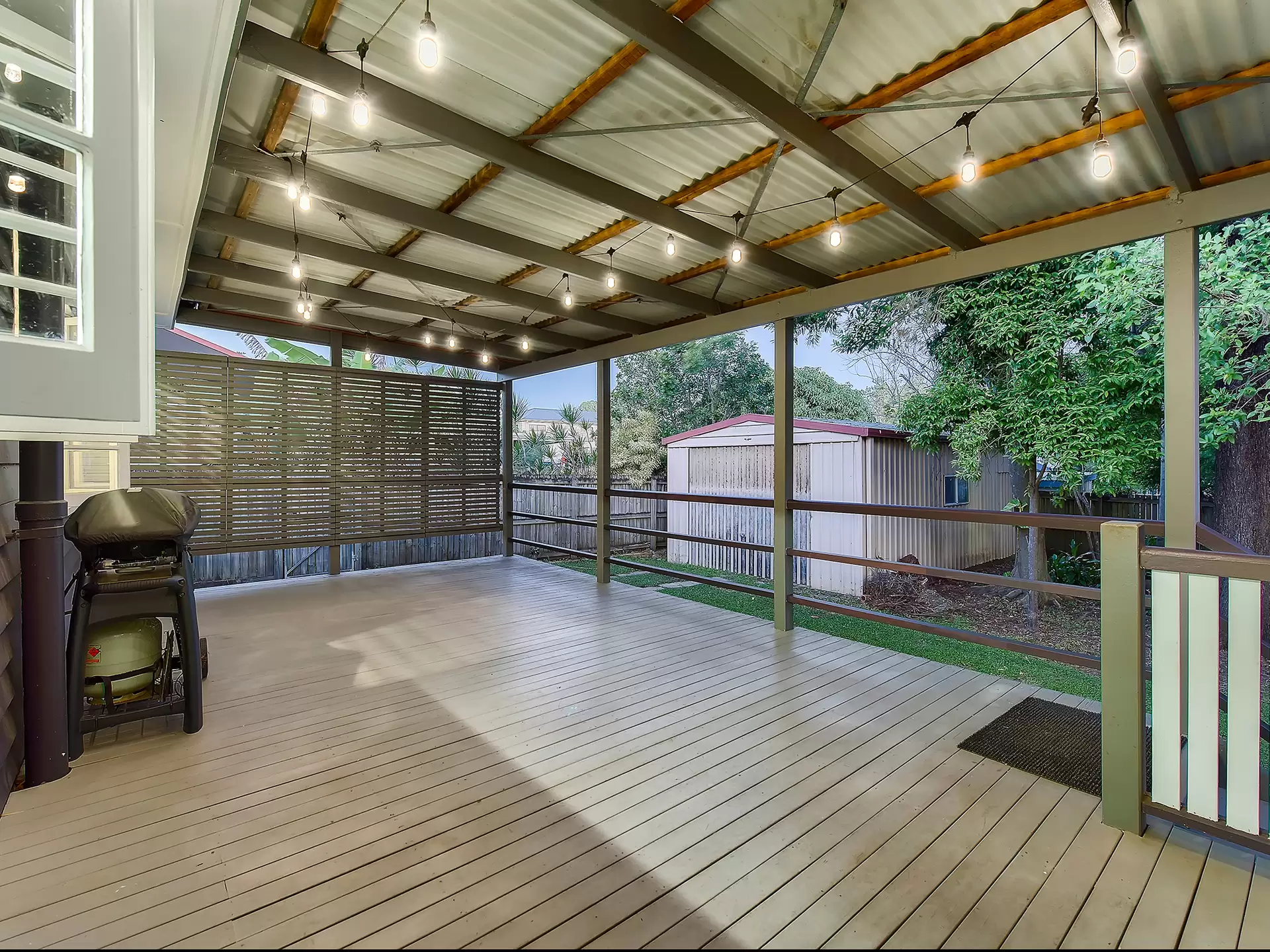 15 Bayford Street, Oxley Auction by Aurora Property - image 1