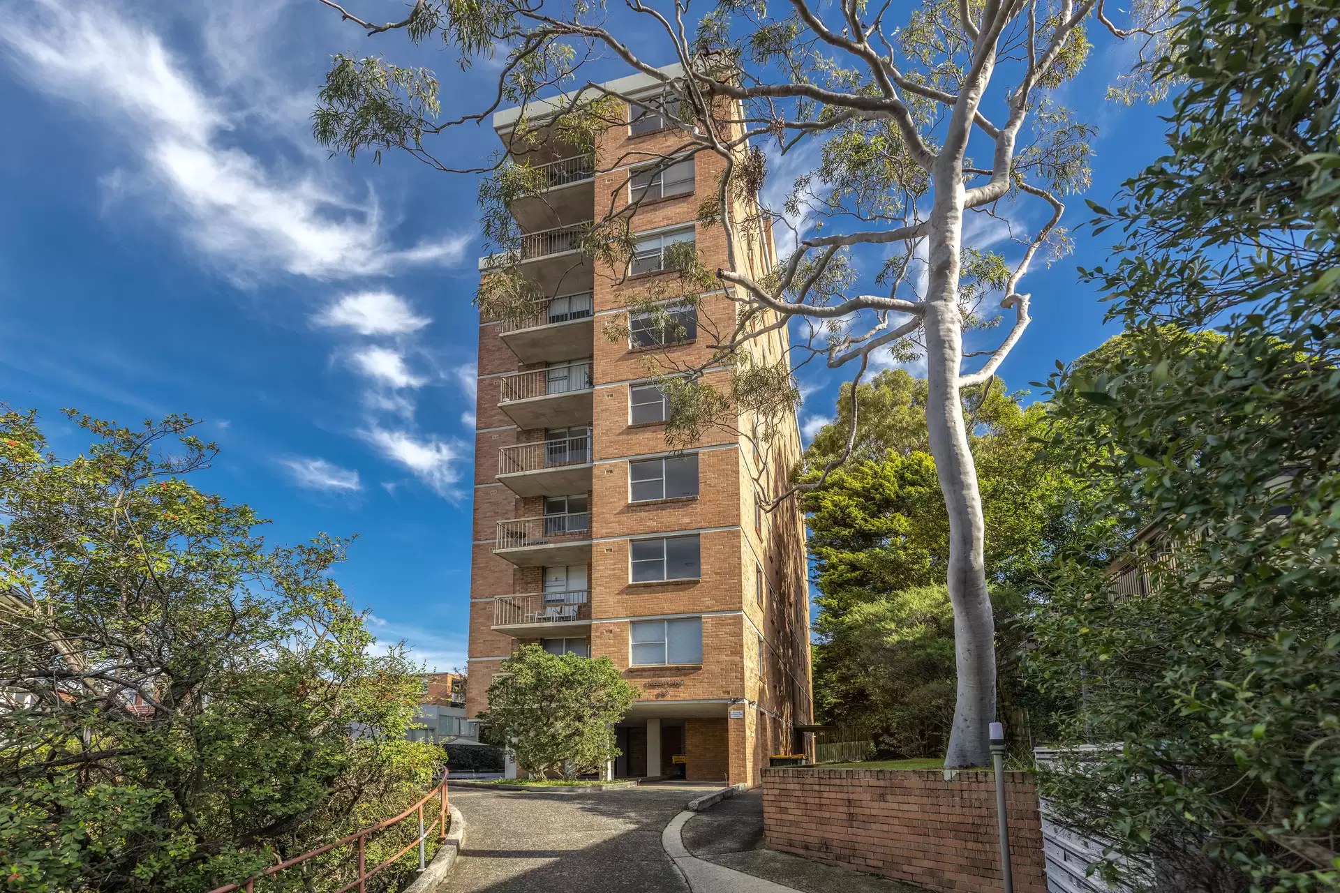 16/88 Bent Street, Neutral Bay Auction by Aurora Property - image 2