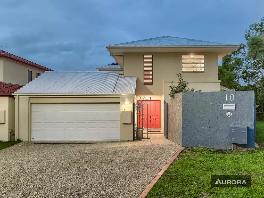 10 Nelson Place, Newmarket For Sale by Aurora Property