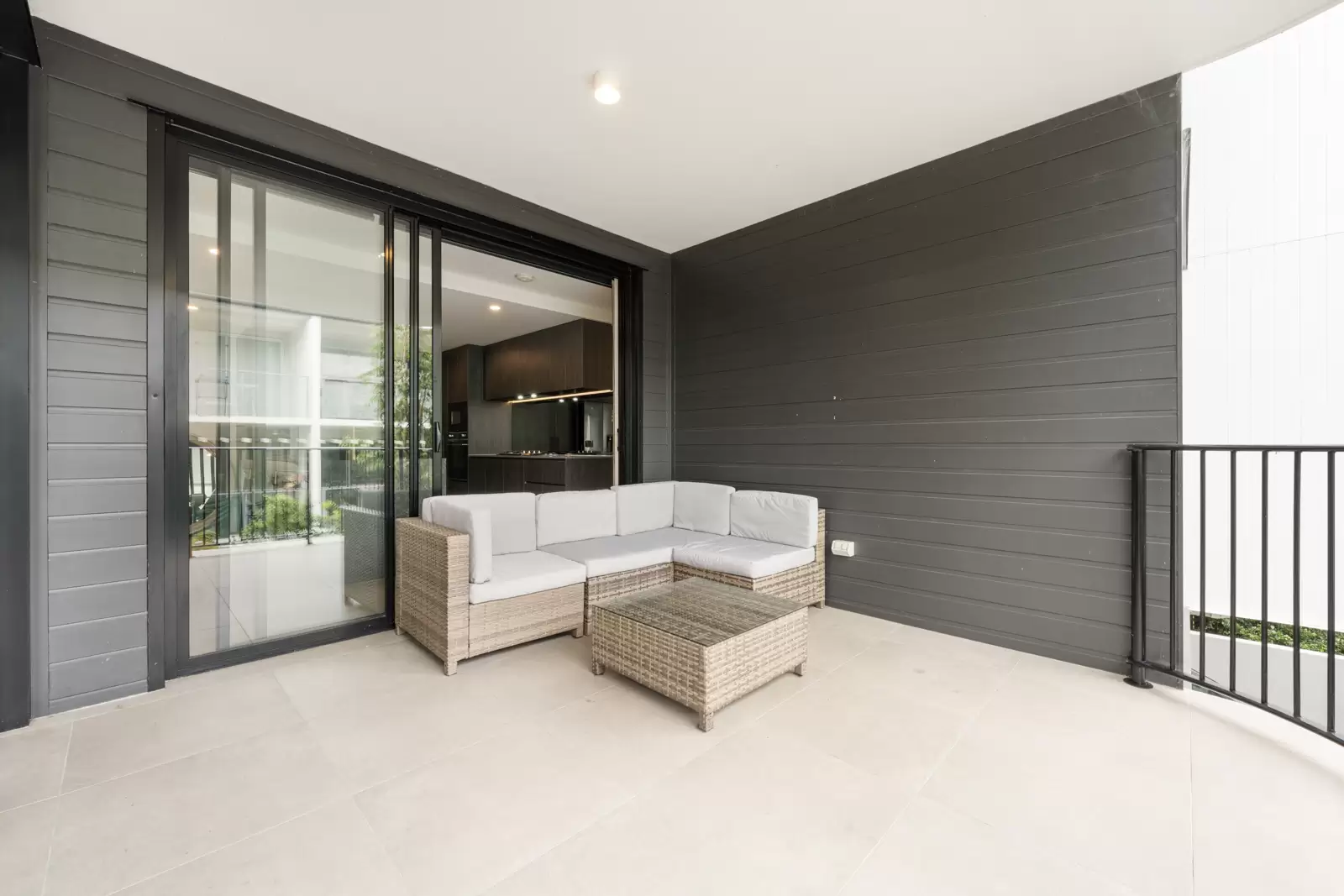 2204/43 Belgrave Street, Balmoral For Sale by Aurora Property - image 4