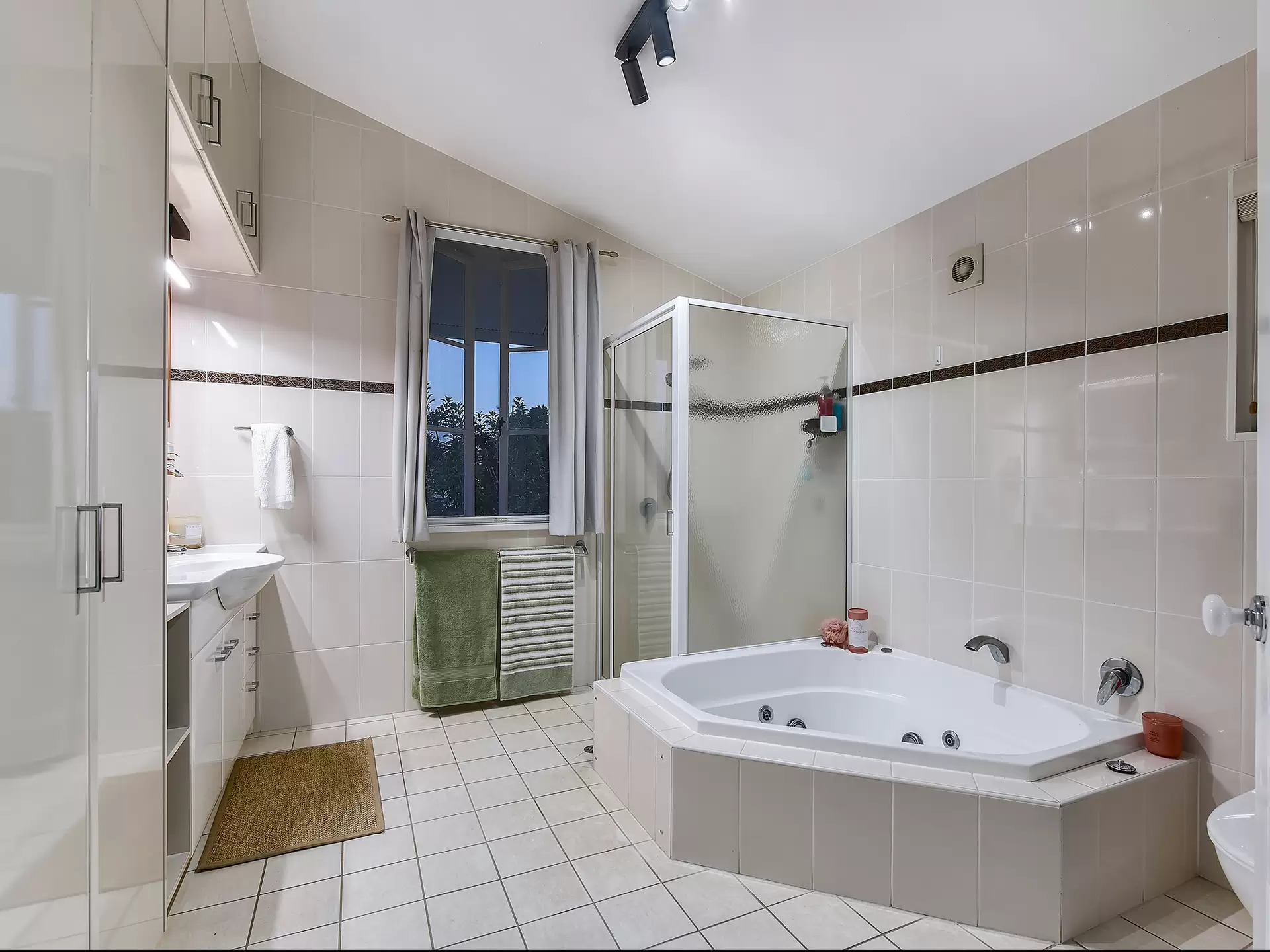 16 Wattle Street, Enoggera Auction by Aurora Property - image 1