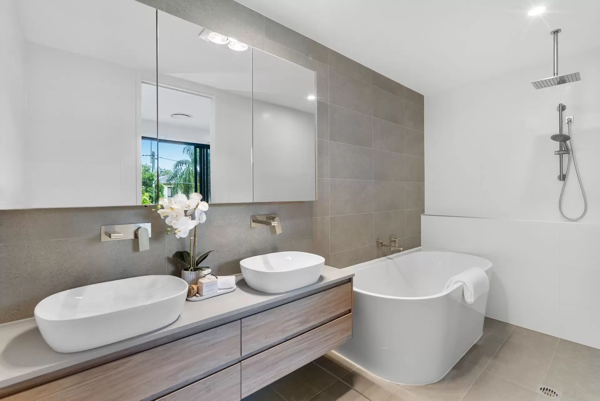 7/45 Wilton Terrace, Yeronga Auction by Aurora Property - image 1