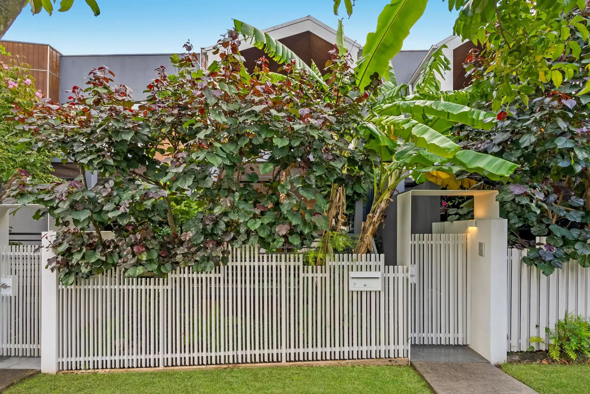 7/45 Wilton Terrace, Yeronga Auction by Aurora Property - image 2