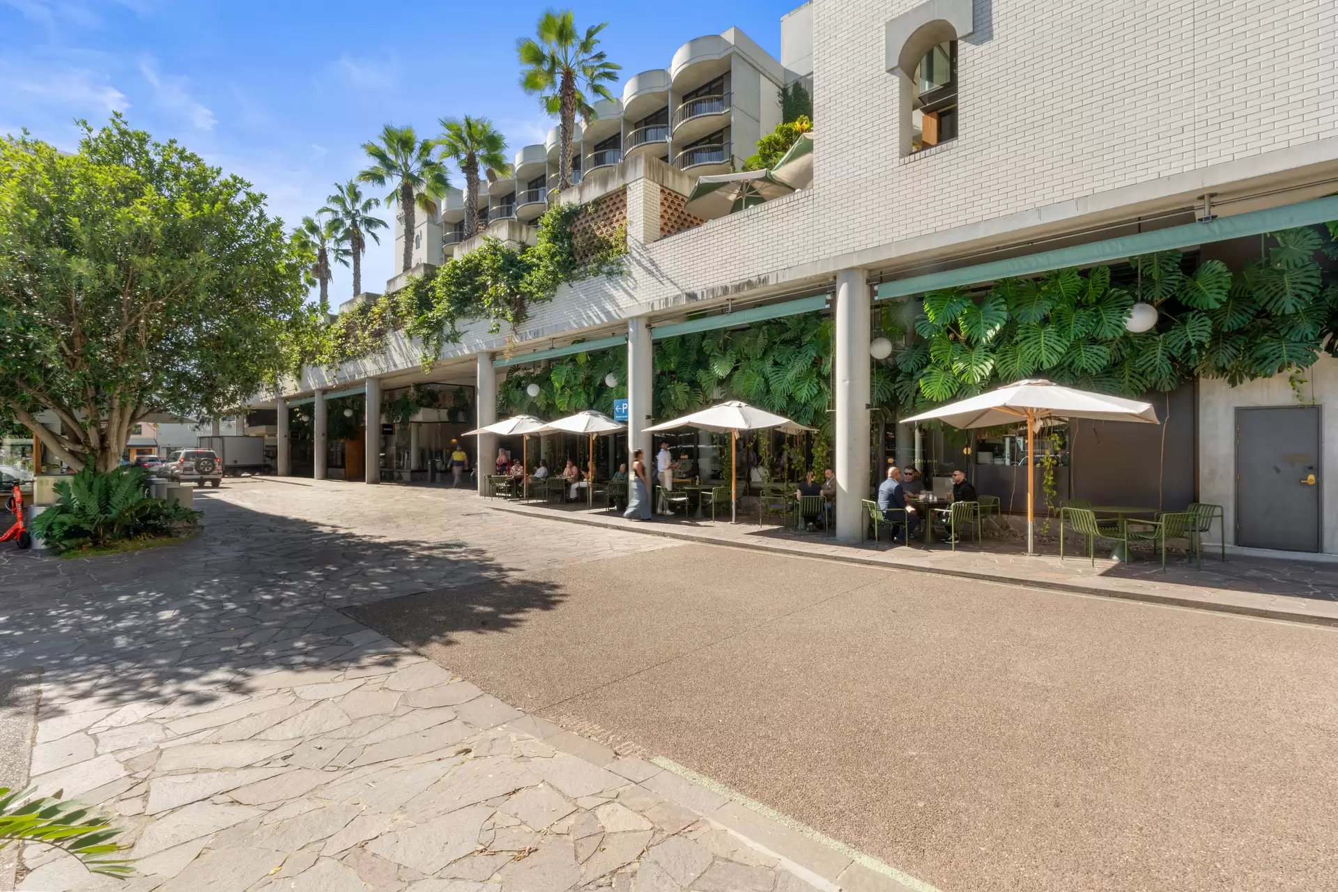 10805/7 Chester Street, Newstead For Sale by Aurora Property - image 1