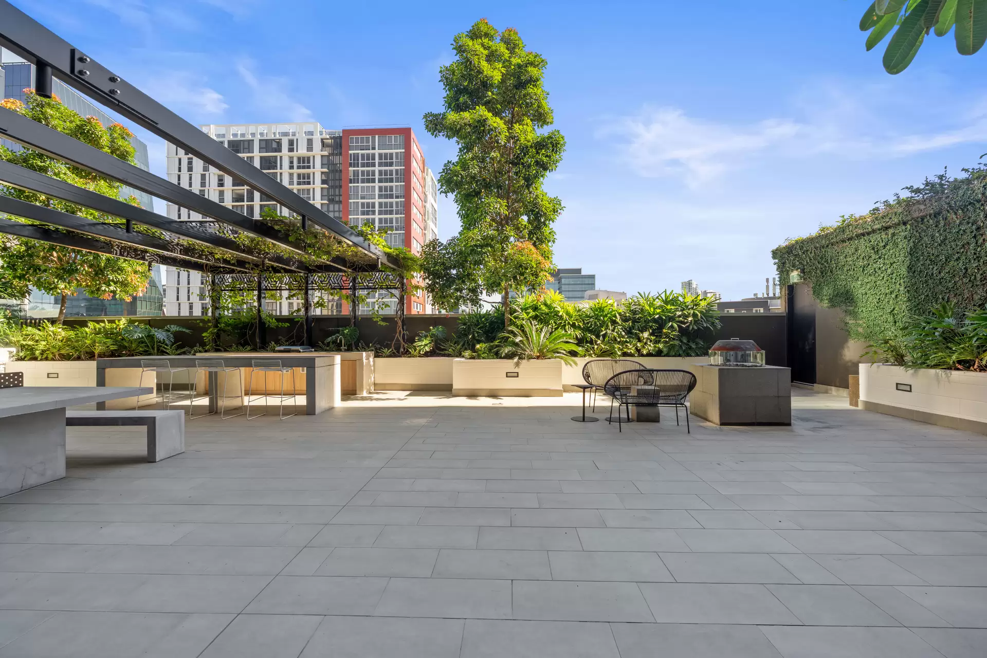 10805/7 Chester Street, Newstead For Sale by Aurora Property - image 1