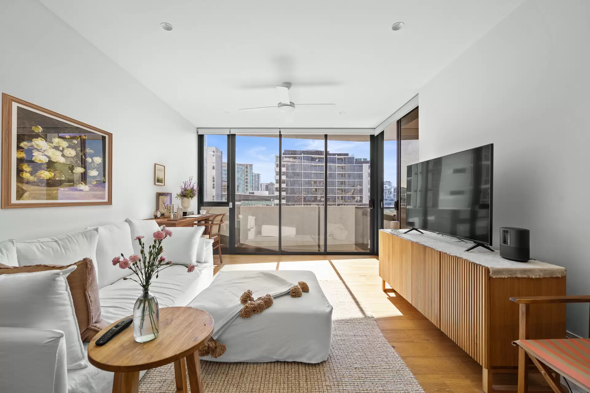 10805/7 Chester Street, Newstead For Sale by Aurora Property - image 1