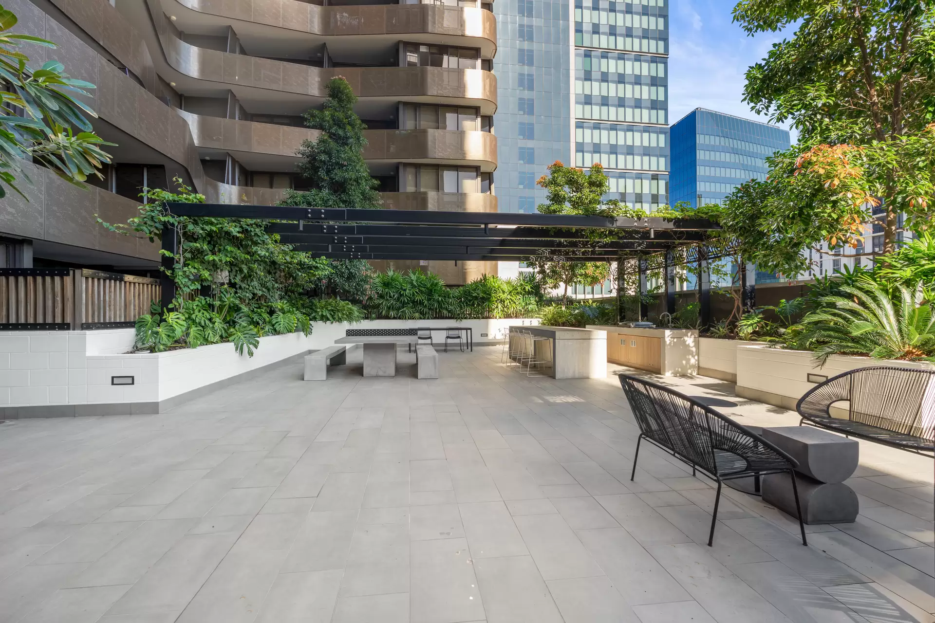 10805/7 Chester Street, Newstead For Sale by Aurora Property - image 1