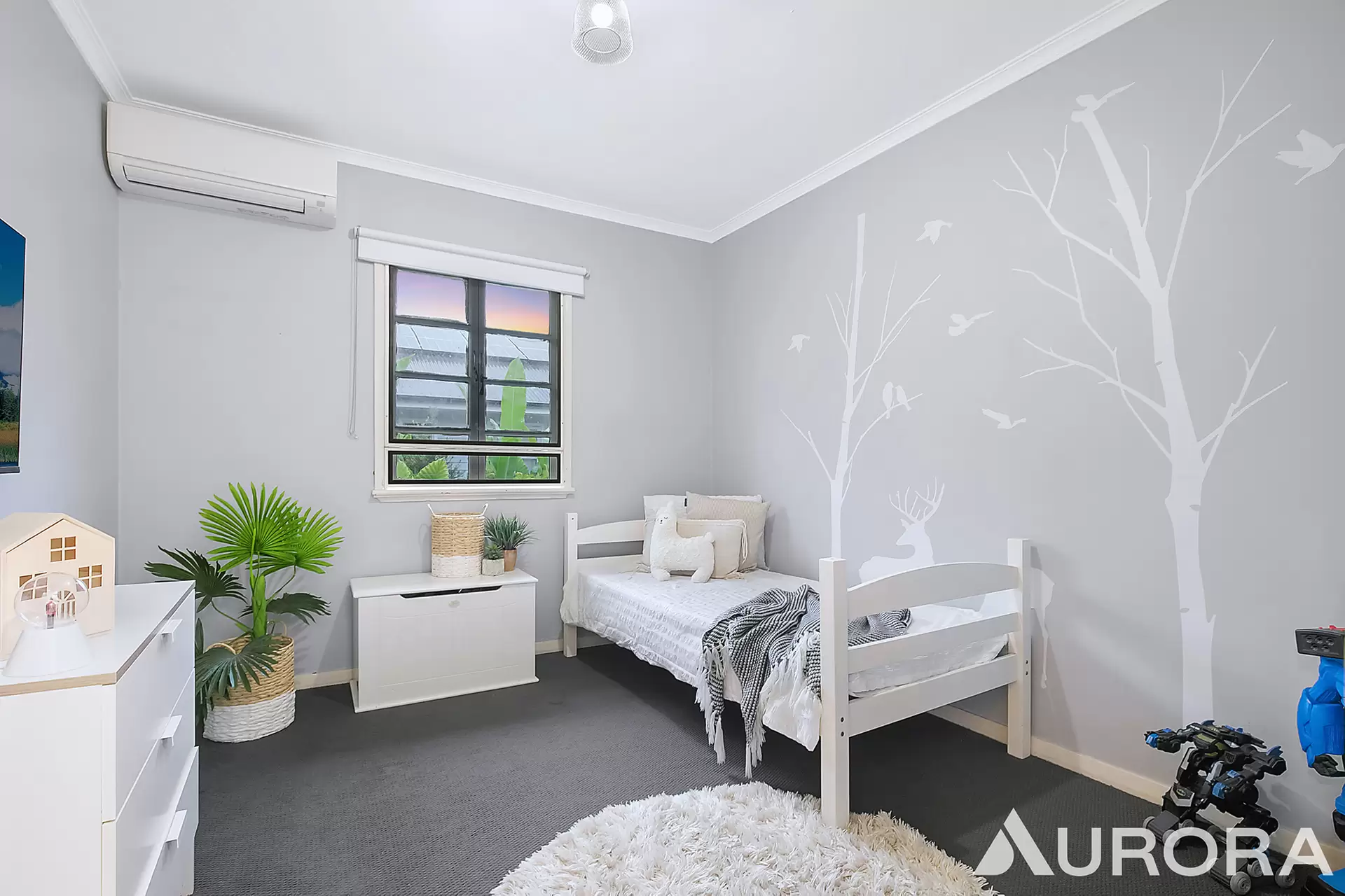 61 Nightingale Street, Mount Gravatt East Sold by Aurora Property - image 1