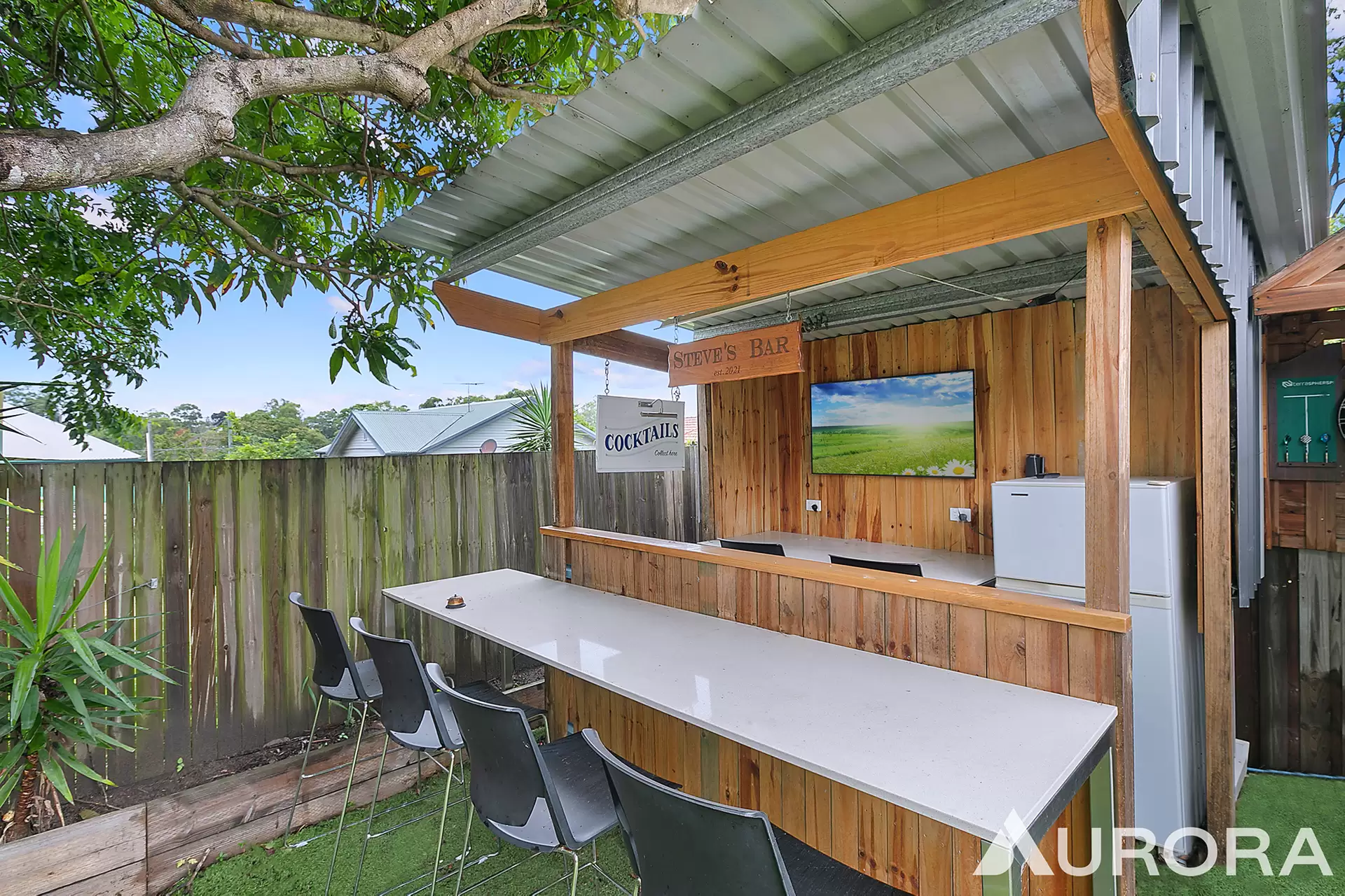 61 Nightingale Street, Mount Gravatt East Sold by Aurora Property - image 1