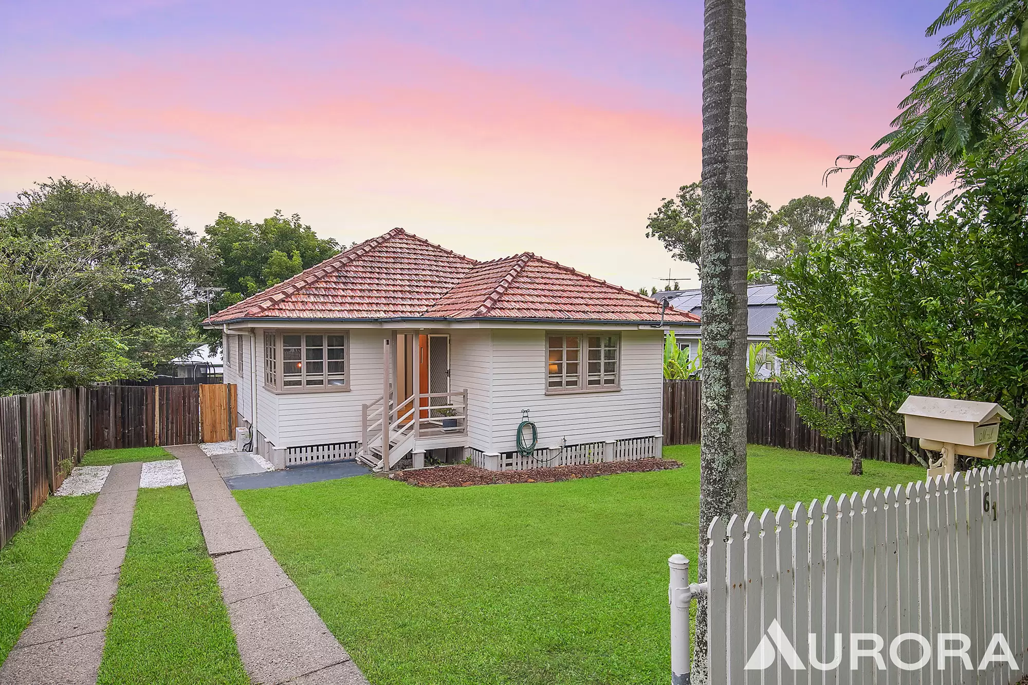 61 Nightingale Street, Mount Gravatt East Sold by Aurora Property - image 1