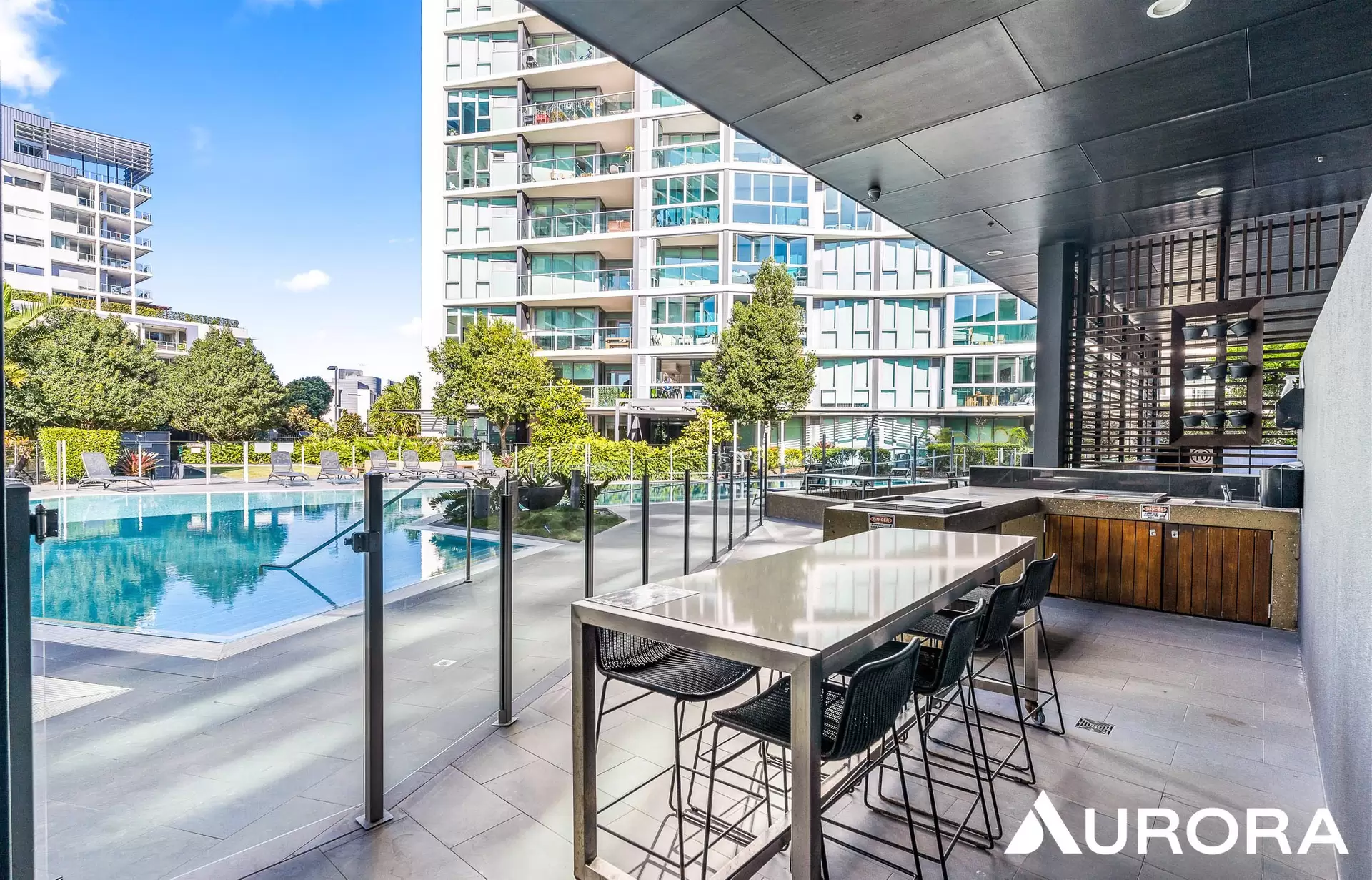 21602/8 Hercules Street, Hamilton Sold by Aurora Property - image 1