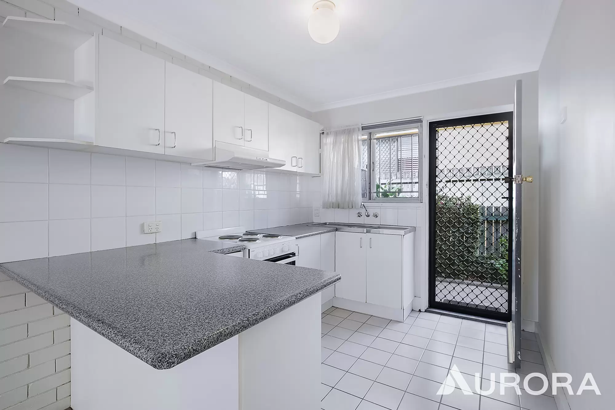 3/19 Gladstone Street, Coorparoo Sold by Aurora Property - image 2