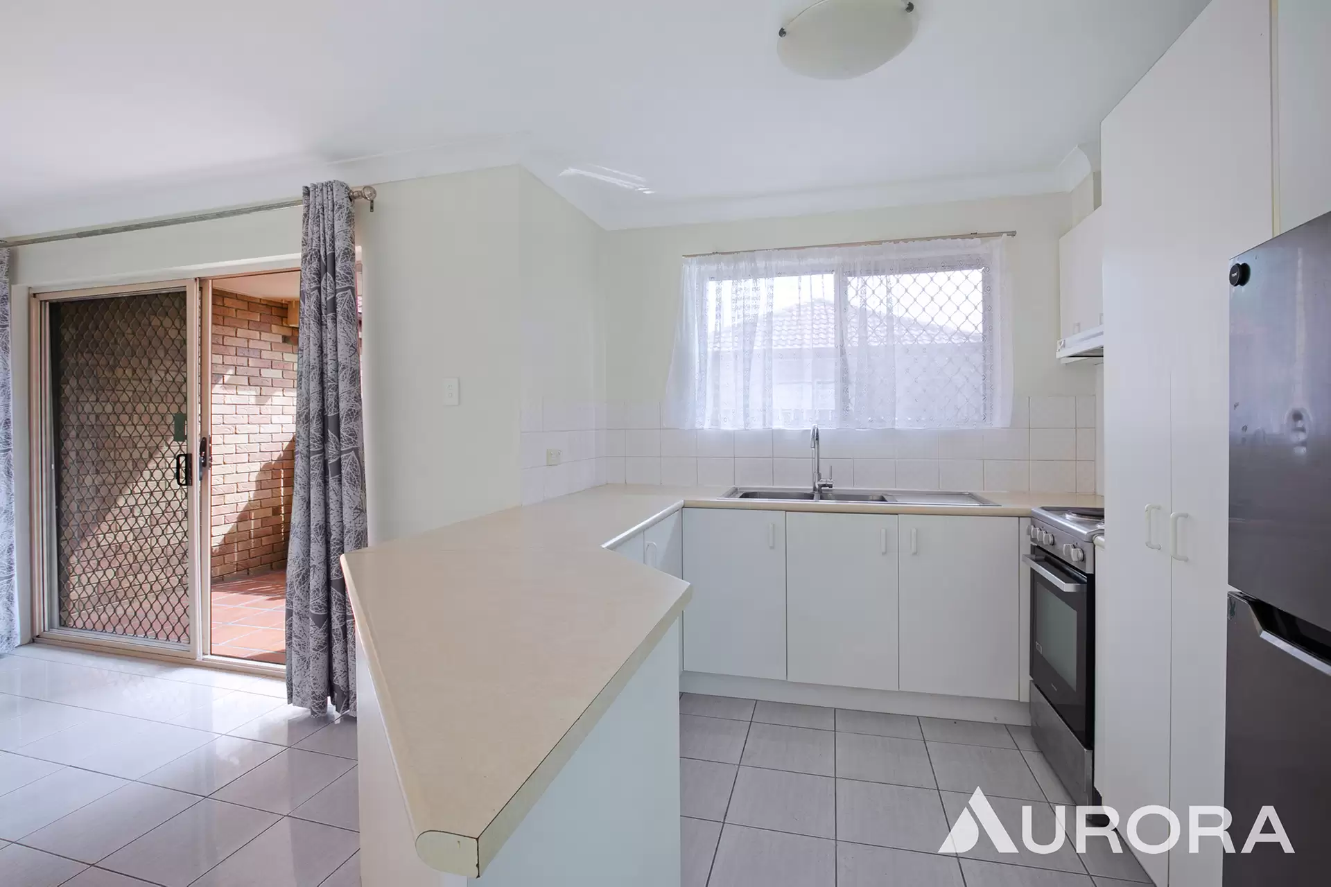 1/169 Nudgee Road, Ascot Sold by Aurora Property - image 1