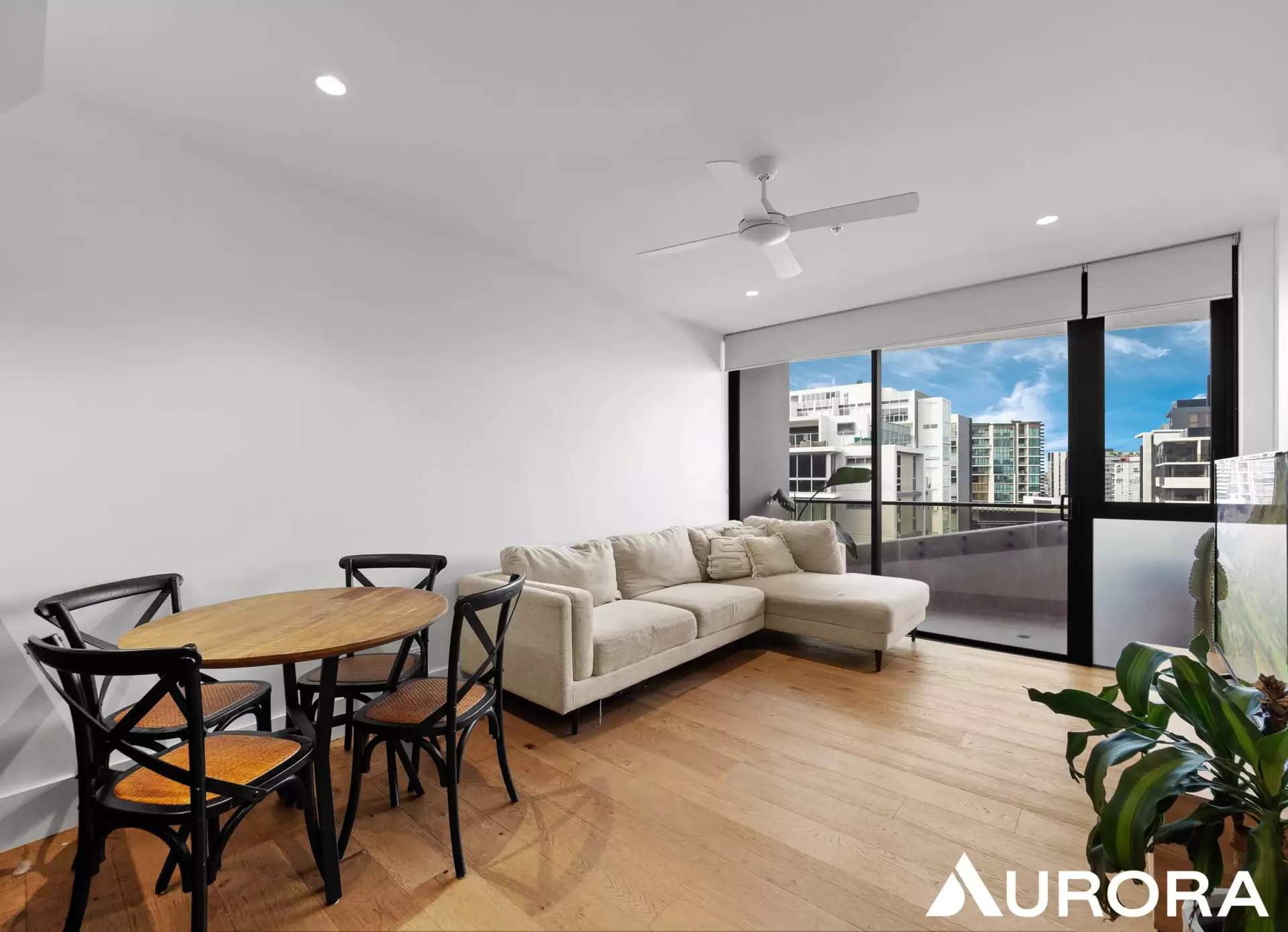 904/7 Chester Street, Newstead Sold by Aurora Property - image 1