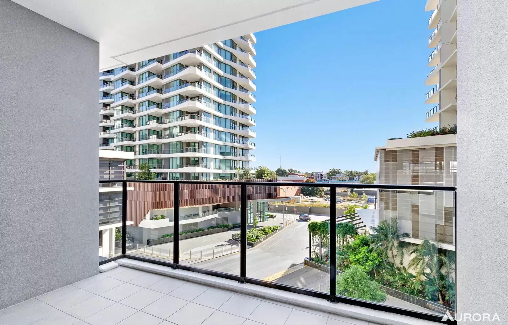 20212/37D Harbour Road, Hamilton Sold by Aurora Property - image 5