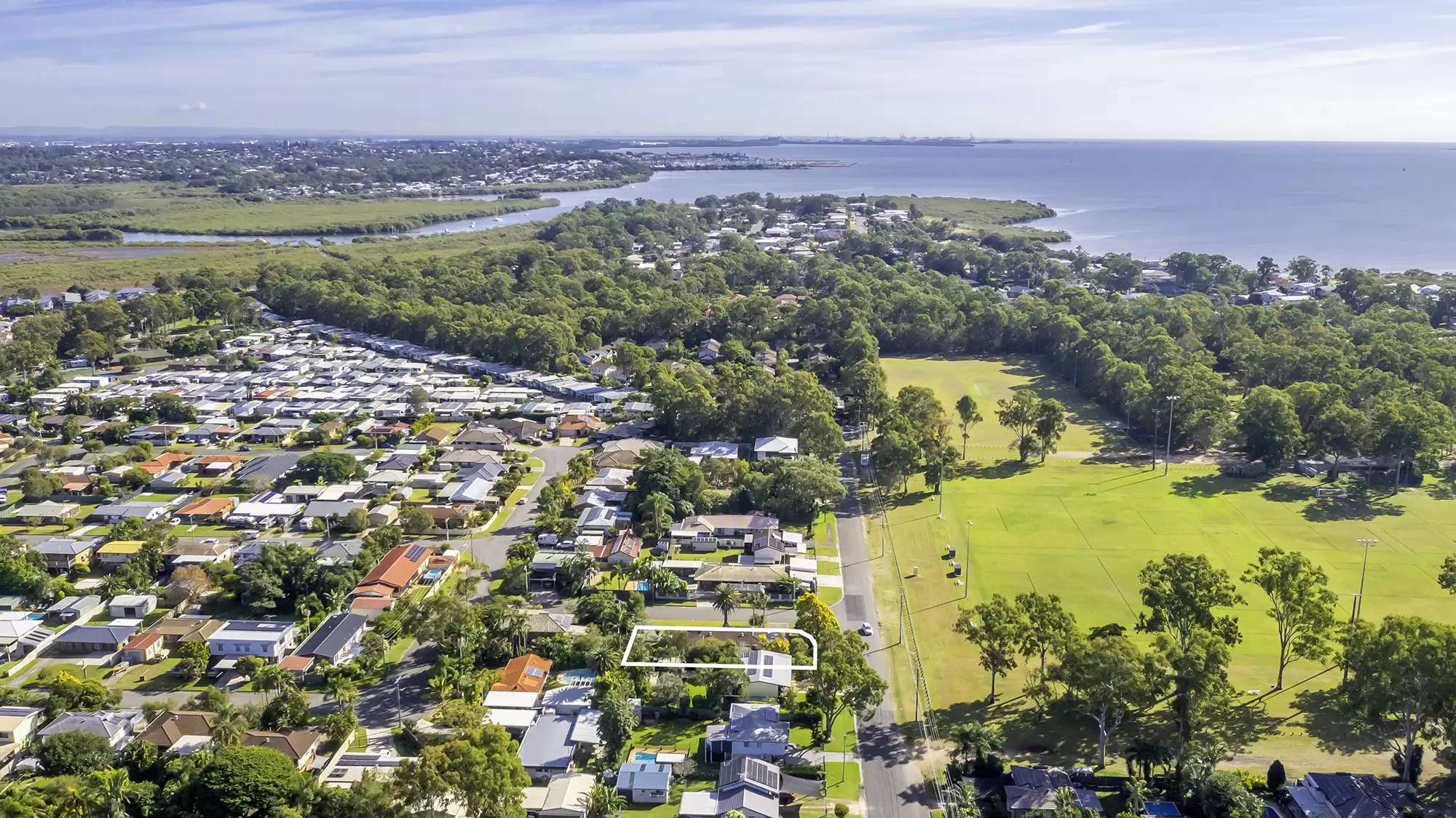 2 Maureen Street, Thorneside Sold by Aurora Property - image 14