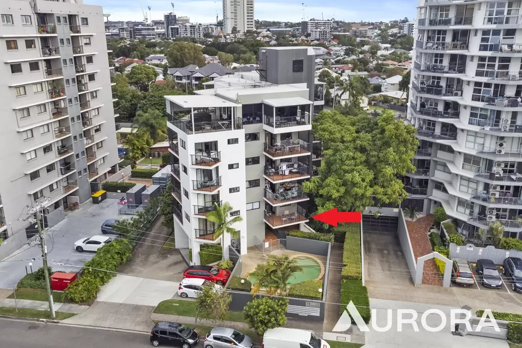 4/75 Thorn Street, Kangaroo Point Sold by Aurora Property