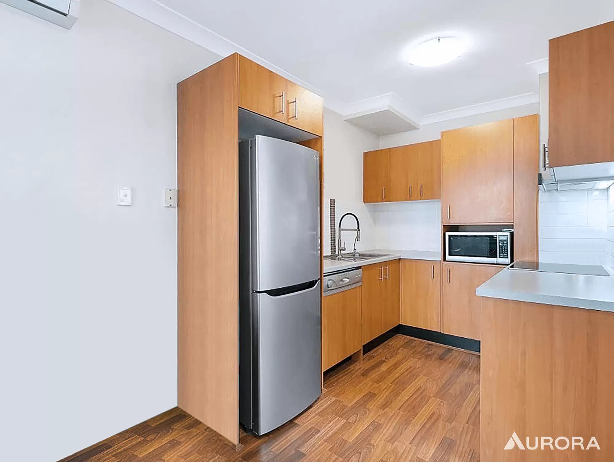 8/8 Kitchener Street, Coorparoo Sold by Aurora Property - image 3