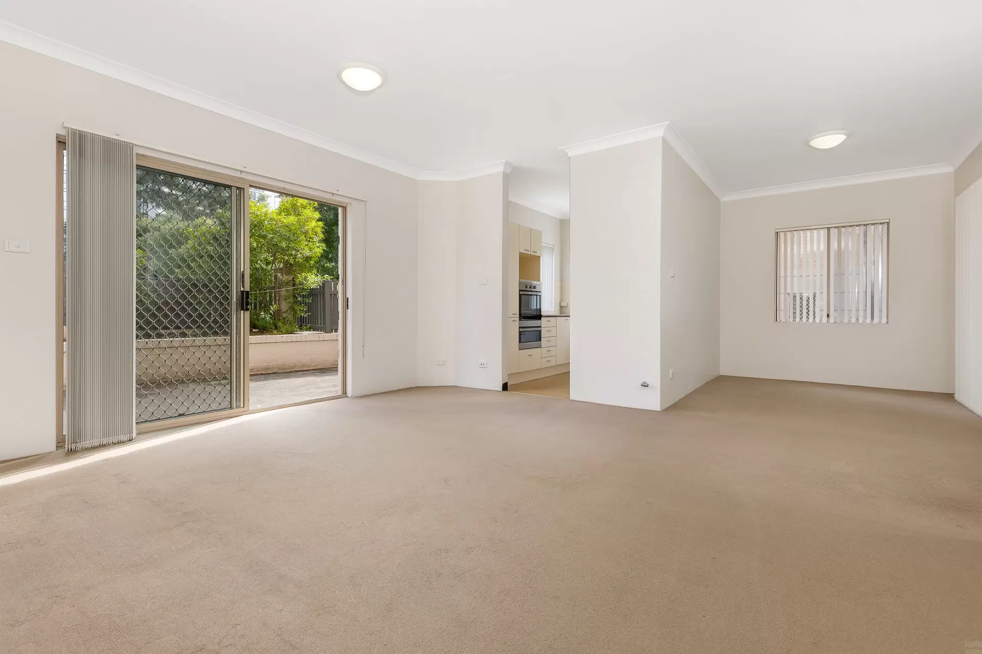 1/52 Oxford Street, Epping Leased by Aurora Property - image 4