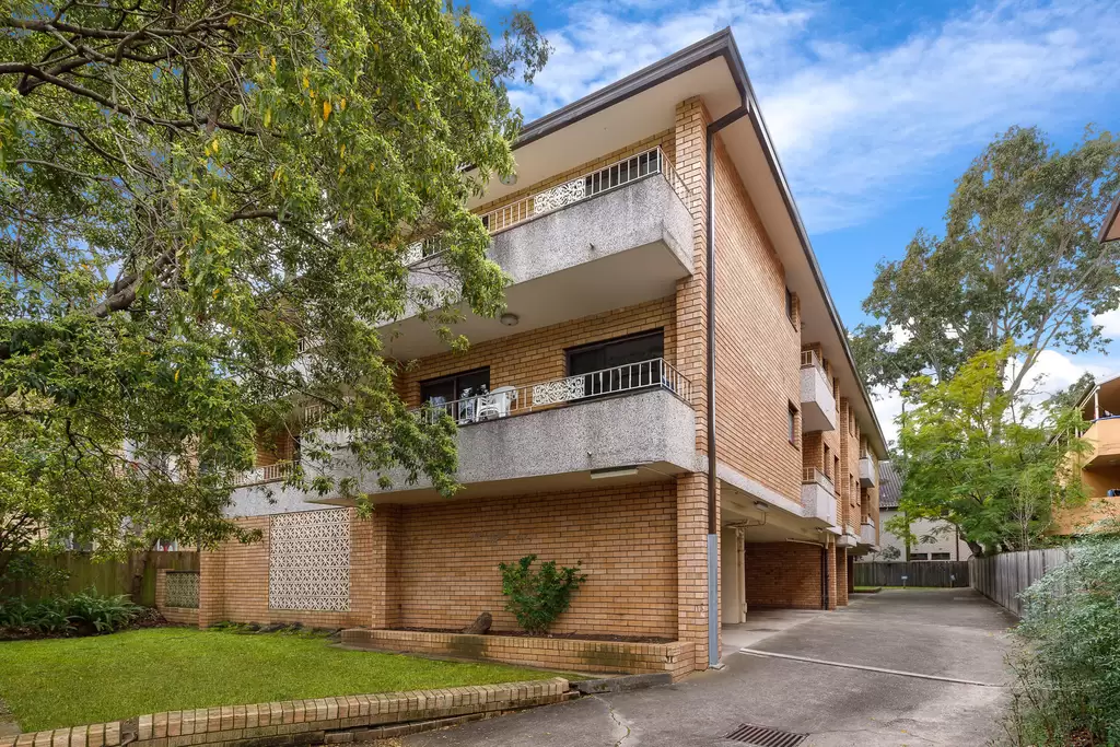 2/2 Galloway Street, North Parramatta Leased by Aurora Property