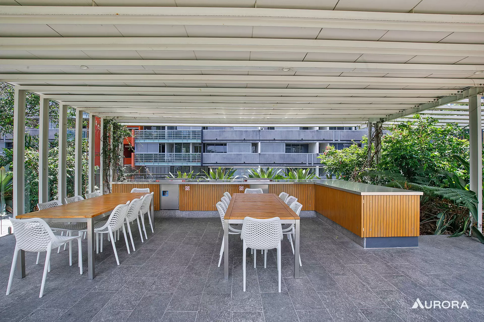 21404/37 Kyabra St, Newstead For Sale by Aurora Property - image 1